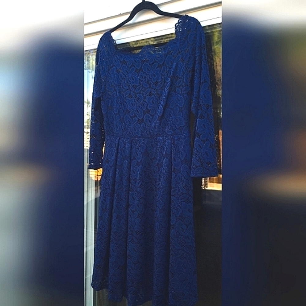 Miusol Elegant Navy Blue Floral Lace Dress – Size XL - Picture 4 of 16